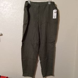 REITMANS Tencel Deep Green Slim Pant